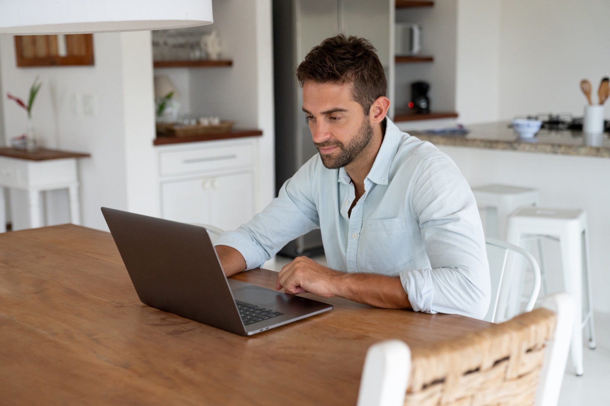 Trabalho remoto: 4 dicas de saúde mental para quem trabalha de casa